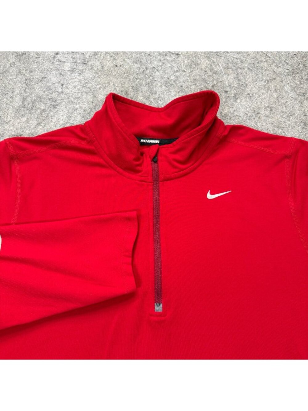 Nike DRI-FIT Element Running 1/2 Zip Pullover Top Men M Red Long Sleeve